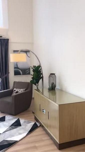 Kediaman Servis untuk Disewa di Emporis - Winson Ng - Living Room - PropertyGuru.com.my