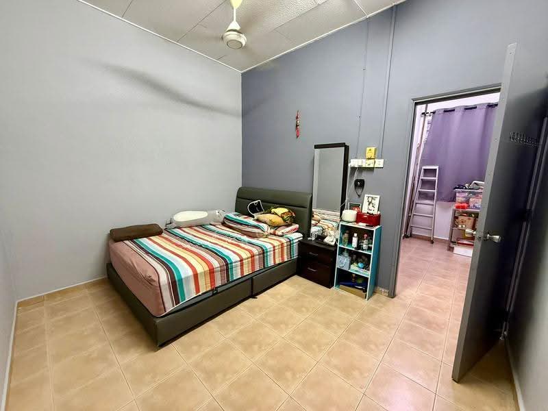 1-storey Terraced House for Sale in Senai (Johor) - XZ CHUA - Bedroom - PropertyGuru.com.my