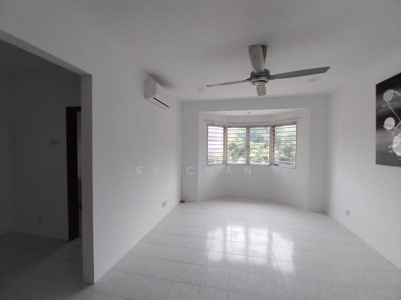 2-storey Terraced House for Sale in Puchong (Puchong) - SY Chan - Living Room - PropertyGuru.com.my