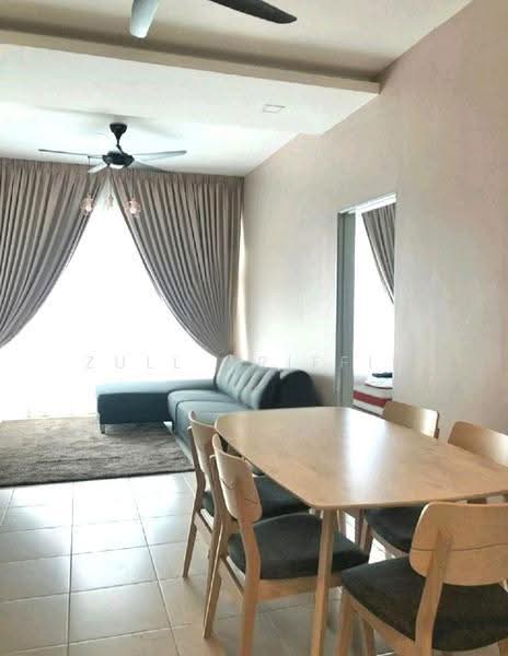 Kediaman Servis untuk Disewa di The Zizz @ Damansara North - ZULL ARIFFIN - Living Room - PropertyGuru.com.my