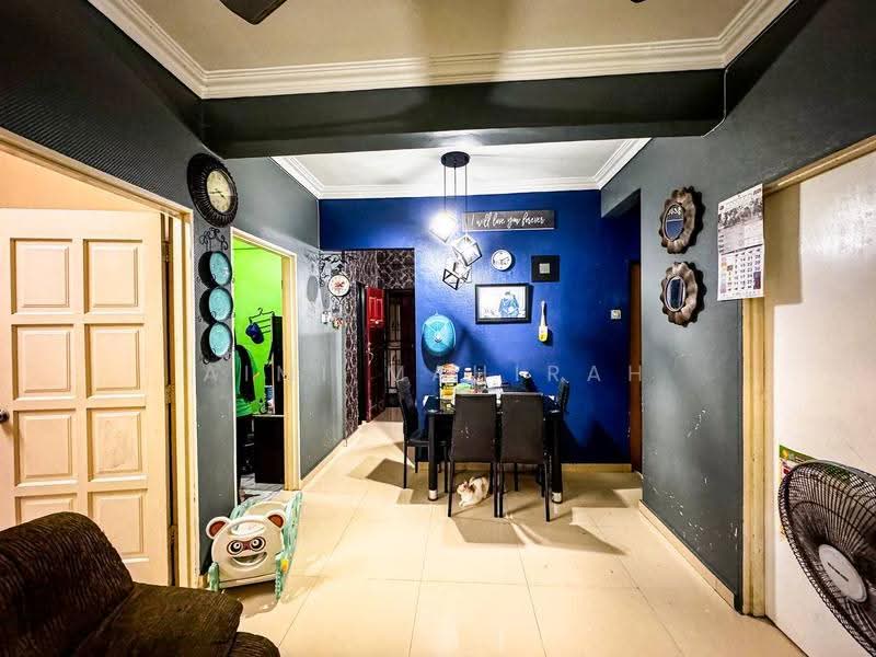 Flat for Sale at Taman Desa Karunmas Flat - Aimi Mahirah - Living Room - PropertyGuru.com.my