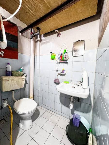 Flat for Sale at Taman Desa Karunmas Flat - Aimi Mahirah - Bathroom - PropertyGuru.com.my