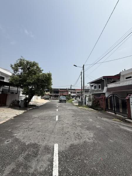 2-storey Terraced House for Rent in Taman Kobena (Tampoi) - Cora Loh - Exterior - PropertyGuru.com.my