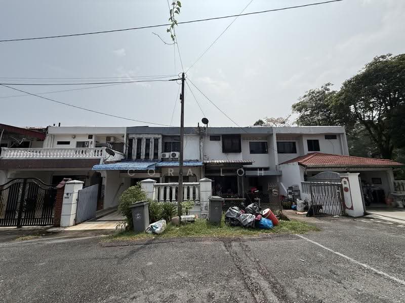 2-storey Terraced House for Rent in Taman Kobena (Tampoi) - Cora Loh - Exterior - PropertyGuru.com.my