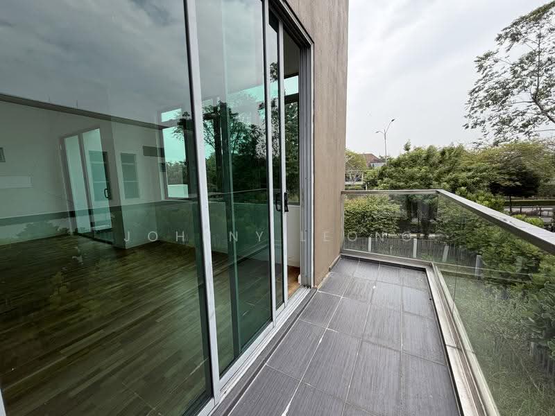 2-storey Terraced House for Sale in Setia Eco Glades (Cyberjaya) - Johnny Leong - Balcony - PropertyGuru.com.my