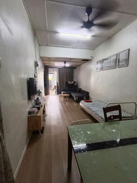 Rumah Teres 2-Tingkat untuk Dijual di Taman Kota Masai (Pasir Gudang) - Muhamad Asrul - Living Room - PropertyGuru.com.my
