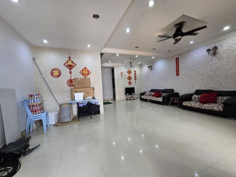 Rumah Teres untuk Dijual di Bandar Puteri Klang (Klang) - Alex Lee - Living Room - PropertyGuru.com.my