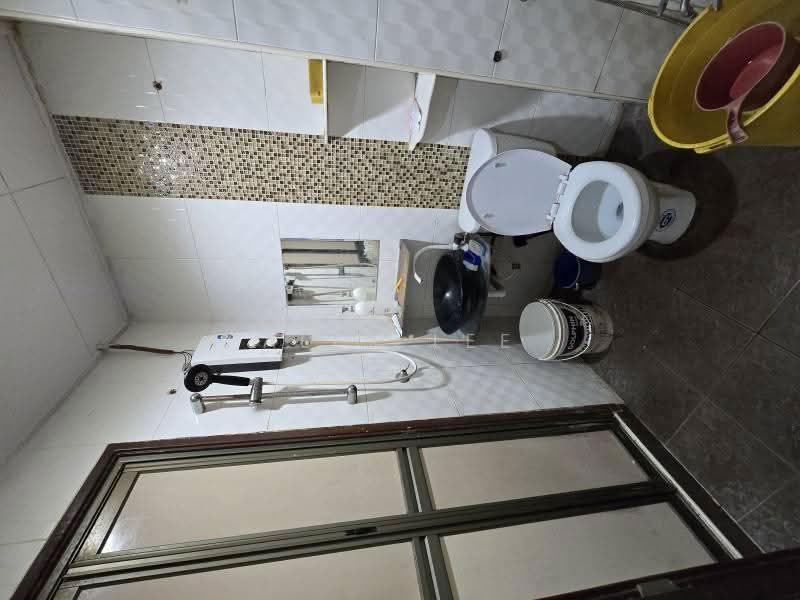 Rumah Teres untuk Dijual di Bandar Puteri Klang (Klang) - Alex Lee - Bathroom - PropertyGuru.com.my