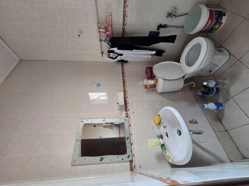 Rumah Teres untuk Dijual di Bandar Puteri Klang (Klang) - Alex Lee - Bathroom - PropertyGuru.com.my