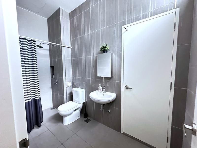 Cluster House for Sale in Setia Tropika (Johor Bahru) - Karl Lim - Bathroom - PropertyGuru.com.my