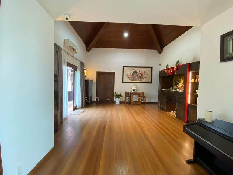 Bungalow House for Sale in Saujana (Selangor) - Soh BC - Living Room - PropertyGuru.com.my