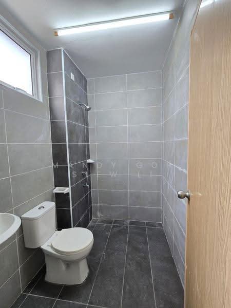 2-storey Terraced House for Rent in Taman Tiram Jaya (Ulu Tiram) - Mandy Goh Siew Li - Bathroom - PropertyGuru.com.my