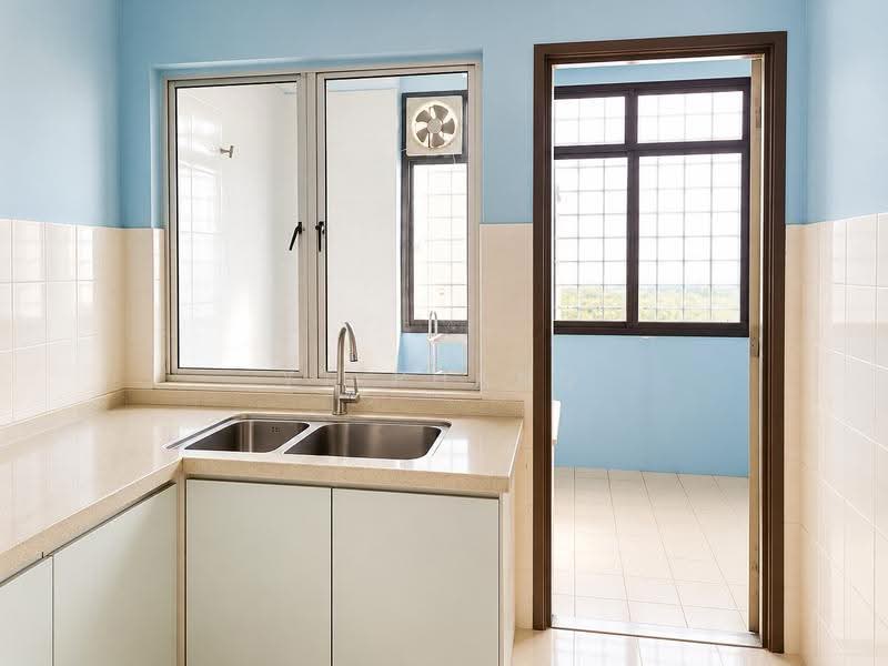 Apartment for Sale at Suria Kipark Damansara - YT Phang - Kitchen - PropertyGuru.com.my
