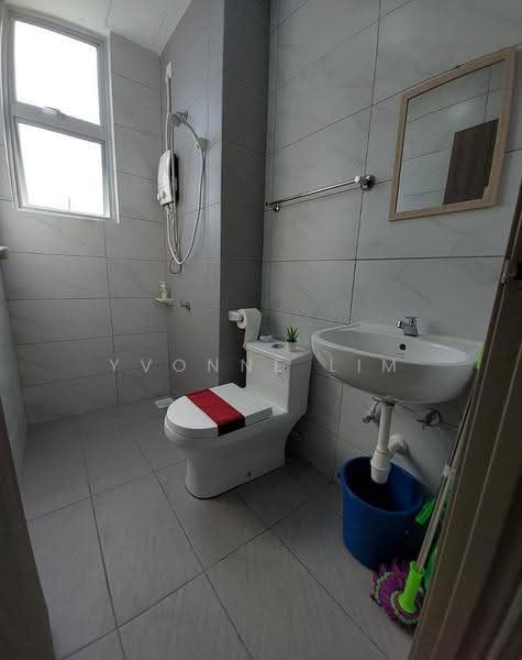 Kediaman Servis untuk Dijual di SKS Habitat - Yvonne Lim - Bathroom - PropertyGuru.com.my