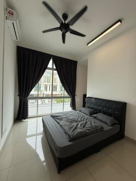 3-storey Terraced House for Sale in Taman Mount Austin (Tebrau) - Reny Hee - Bedroom - PropertyGuru.com.my