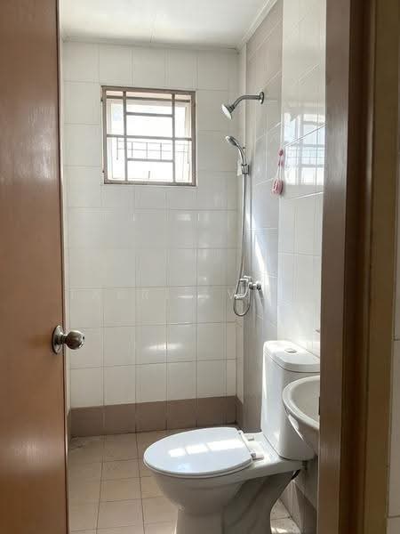 2-storey Terraced House for Sale in Setia Indah (Setia Alam) - Tabris Wong - Bathroom - PropertyGuru.com.my