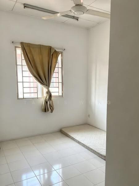 2-storey Terraced House for Sale in Setia Indah (Setia Alam) - Tabris Wong - Bedroom - PropertyGuru.com.my