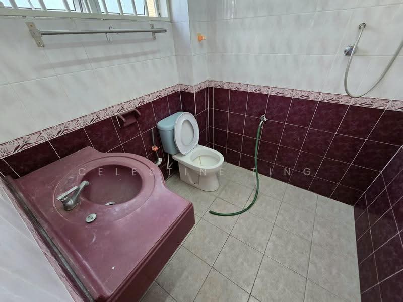 2-storey Terraced House for Sale in Taman Bukit Mewah (Kajang) - Celestine Ting - Bathroom - PropertyGuru.com.my