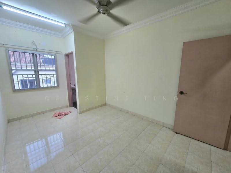 2-storey Terraced House for Sale in Taman Bukit Mewah (Kajang) - Celestine Ting - Interior - PropertyGuru.com.my