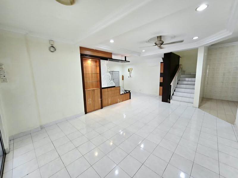 2-storey Terraced House for Sale in Taman Bukit Mewah (Kajang) - Celestine Ting - Living Room - PropertyGuru.com.my