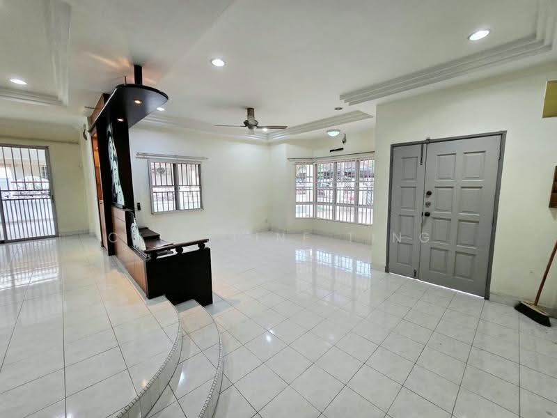 2-storey Terraced House for Sale in Taman Bukit Mewah (Kajang) - Celestine Ting - Living Room - PropertyGuru.com.my