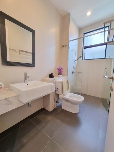 Bungalow House for Sale in Bandar Bukit Puchong 2 (Puchong) - Evan Goh - Bathroom - PropertyGuru.com.my