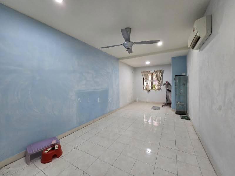 Rumah Teres untuk Dijual di Bandar Puteri Klang (Klang) - Alex Lee - Living Room - PropertyGuru.com.my