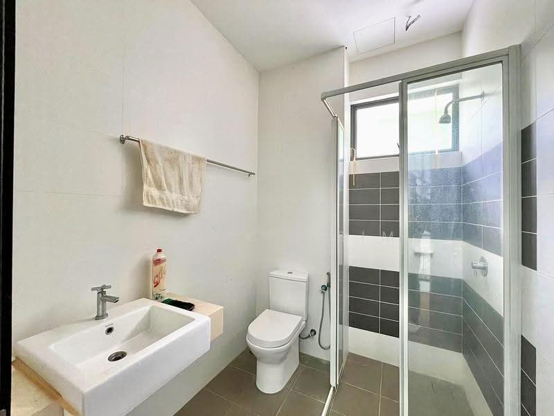 Rumah Berkembar untuk Dijual di Bayan Lepas (Penang) - Welwits Sim - Bathroom - PropertyGuru.com.my