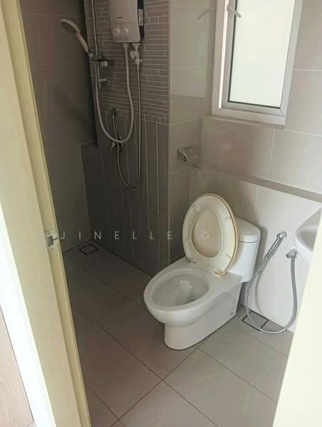 Kondominium untuk Disewa di Orchard Ville - Jinelle Ong - Bathroom - PropertyGuru.com.my