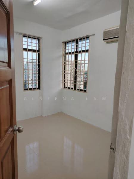 Apartment for Sale at Pangsapuri Sri Abadi - Albeena Law - Interior - PropertyGuru.com.my