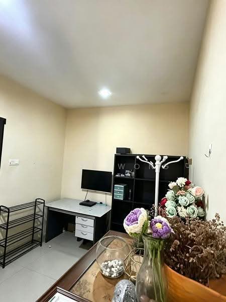 3-storey Terraced House for Sale in Taman Ehsan Jaya (Ulu Tiram) - Jack Wong - Study - PropertyGuru.com.my
