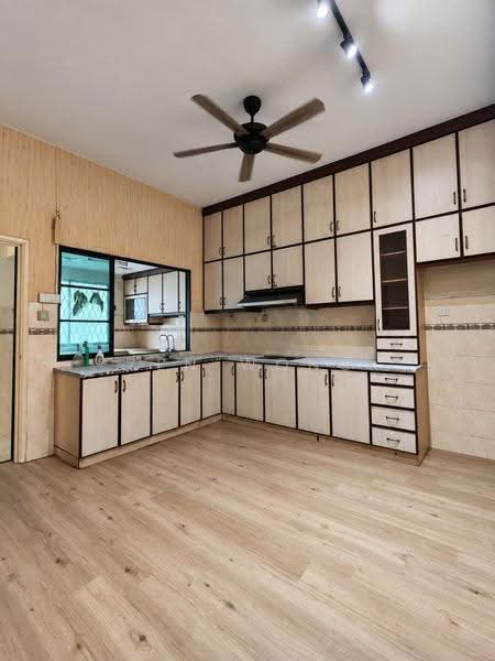 Rumah Teres 2-Tingkat untuk Dijual di Taman Mutiara Rini (Skudai) - Zen Wong - Kitchen - PropertyGuru.com.my