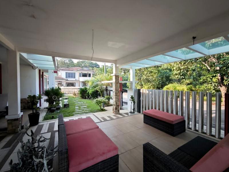 Bungalow House for Sale in Kampung Sungai Ular (Sungai Karang) - Mohammad Azizi - PropertyGuru.com.my