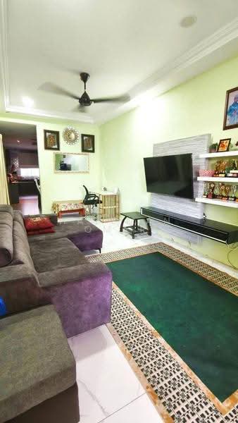Rumah Teres 1-Tingkat untuk Dijual di Taman Bandar Baru Selayang Fasa 2 (Batu Caves) - Hazeman Omar - Living Room - PropertyGuru.com.my