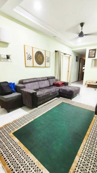 Rumah Teres 1-Tingkat untuk Dijual di Taman Bandar Baru Selayang Fasa 2 (Batu Caves) - Hazeman Omar - Living Room - PropertyGuru.com.my