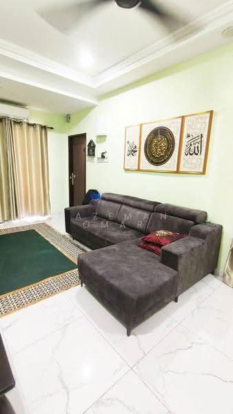 Rumah Teres 1-Tingkat untuk Dijual di Taman Bandar Baru Selayang Fasa 2 (Batu Caves) - Hazeman Omar - Living Room - PropertyGuru.com.my
