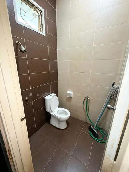 3-storey Terraced House for Rent in Taman Ehsan Jaya (Ulu Tiram) - Jack Wong - Bathroom - PropertyGuru.com.my