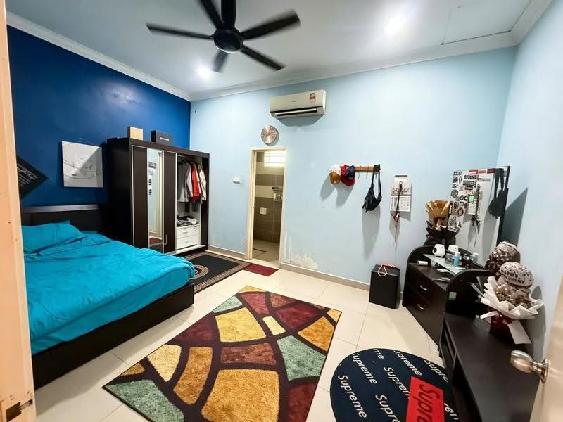 3-storey Terraced House for Rent in Taman Ehsan Jaya (Ulu Tiram) - Jack Wong - Bedroom - PropertyGuru.com.my