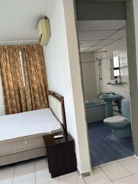 Kondominium untuk Disewa di Mont Kiara Pines - Steve Chua - Bedroom - PropertyGuru.com.my
