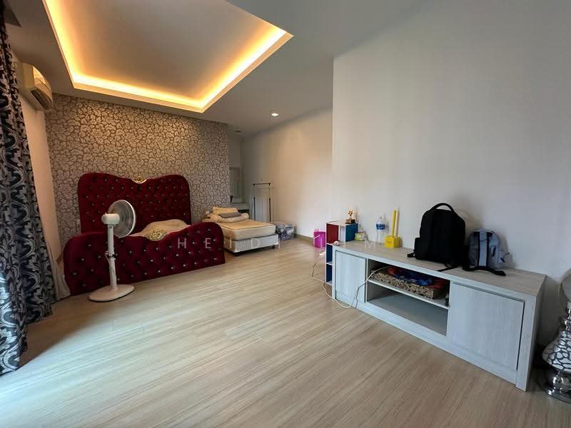 Semi-Detached House for Sale in Taman Bukit Suria (Cheras) - Heidi Lim - Bedroom - PropertyGuru.com.my