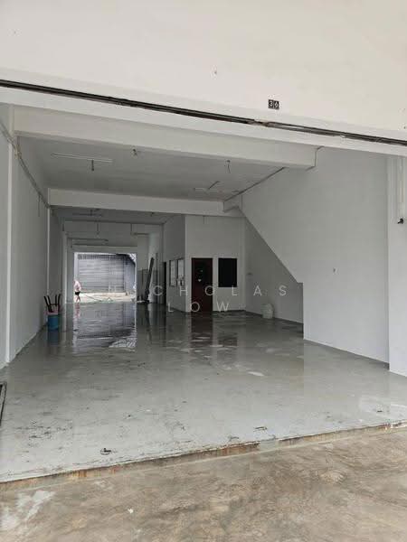 Kedai untuk Disewa di Setia Tropika (Johor Bahru) - Nicholas Low - Interior - PropertyGuru.com.my