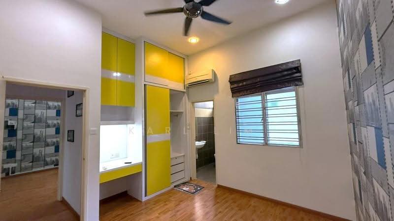 Rumah Teres 3-Tingkat untuk Dijual di Bandar Seri Alam (Masai) - Karl Lim - Bedroom - PropertyGuru.com.my