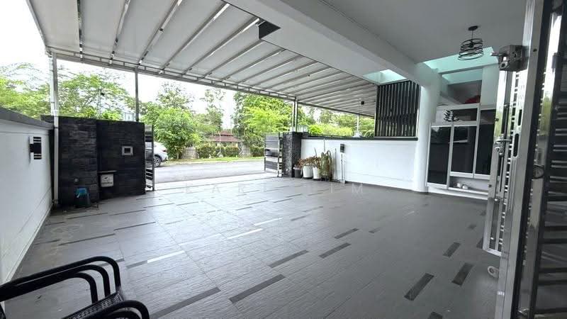 Rumah Teres 3-Tingkat untuk Dijual di Bandar Seri Alam (Masai) - Karl Lim - Exterior - PropertyGuru.com.my