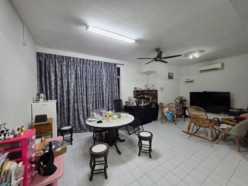 2-storey Terraced House for Sale in Taman Puteri Wangsa (Ulu Tiram) - Chloe Lai - Living Room - PropertyGuru.com.my