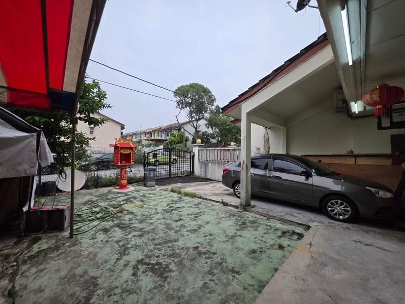 2-storey Terraced House for Sale in Taman Puteri Wangsa (Ulu Tiram) - Chloe Lai - Exterior - PropertyGuru.com.my