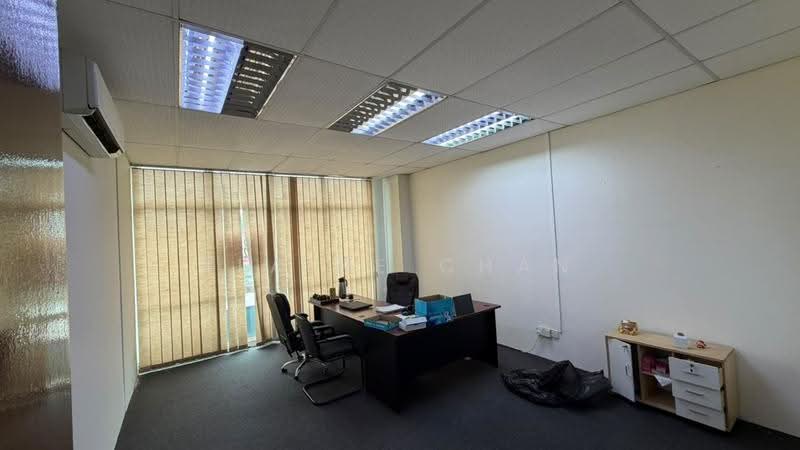 Kedai untuk Disewa di Taman Molek (Johor Bahru) - Elaine Chan - Interior - PropertyGuru.com.my