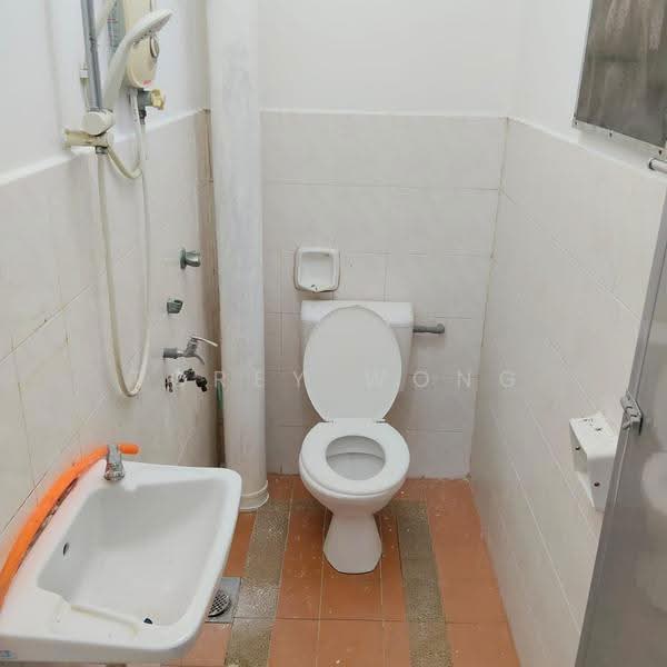 Apartment for Sale at Casa Ria Apartment - Torey Wong - Bathroom - PropertyGuru.com.my