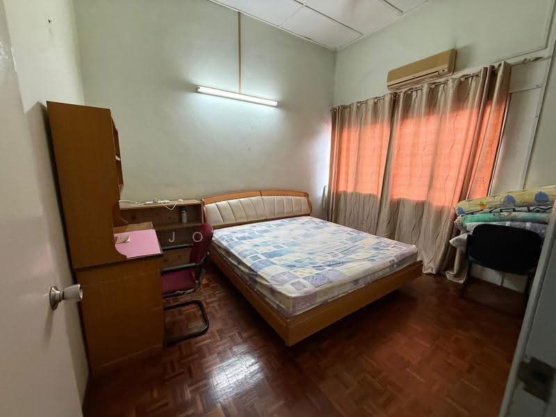 2-storey Terraced House for Sale in Taman Segar (Cheras) - Joly Liew - Bedroom - PropertyGuru.com.my