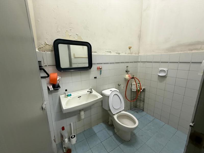 2-storey Terraced House for Sale in Taman Segar (Cheras) - Joly Liew - Bathroom - PropertyGuru.com.my