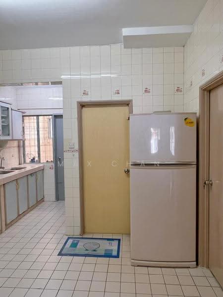 Rumah Teres 2-Tingkat untuk Disewa di Bandar Sunway (Sunway) - Max Chan - Kitchen - PropertyGuru.com.my